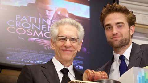 Robert Pattinson, ayer, en la ceremonia de apertura de la Bolsa de Nueva York.