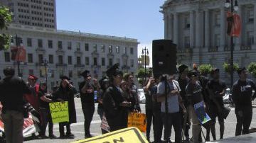 Jóvenes menores de 31 años que fueron traídos de manera irregular a Estados Unidos cuando eran niños y que cumplan ciertos requisitos podrán solicitar la suspensión de sus deportaciones durante dos años y obtener un permiso de trabajo.