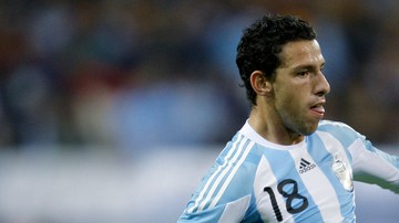 Maxi Rodríguez cuando defendía a la selección argentina en un partido contra España, en el estadio Vicente Calderón, del Atlético de Madrid.
