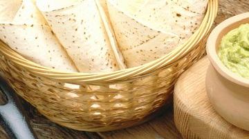 Los restaurantes participantes ofrecen distintos tipos de comida, que van desde comida tradicional mexicana, mariscos y comida española, hasta comida colombiana y centroamericana.