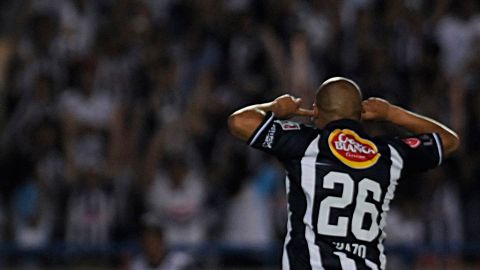 Suazo es ídolo de la Pandilla.