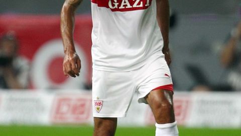 'Maza'  jugó  90 minutos con Stuttgart.