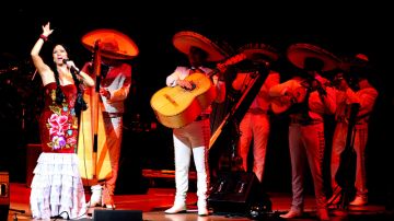 Lila Downs regresa al festival del mariachi de San José Viva Fest 2012.