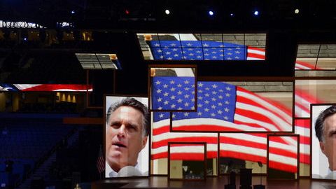 Univision seguirá la campaña presidencial a su manera.