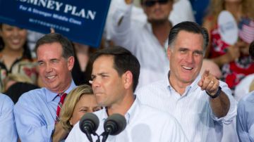 Marco Rubio promete que, bajo Romney, habrá una solución definitiva que reemplace la suspensión temporal de las deportaciones