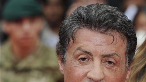 El actor estadounidense Sylvester Stallone (i) y su mujer Jennifer Flavin (d).