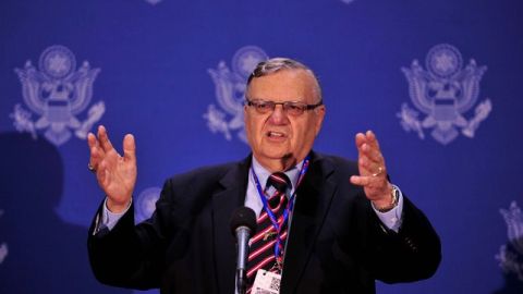 Sheriff Arpaio minimizó el fracaso del exsenador Russell Pearce.