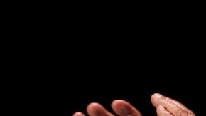 Familiares y amigos de Chavela Vargas se enfrentan por su testamento.