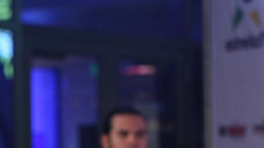 Poncho Lizárraga, líder de la banda, resultó con una pierna rota.