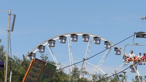 La Feria del Condado de Los Ángeles dio inicio ayer lunes.