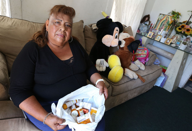 Carmela Rodríguez estuvo a punto de padecer  un infarto   por no tomar sus medicamentos para la presión alta.