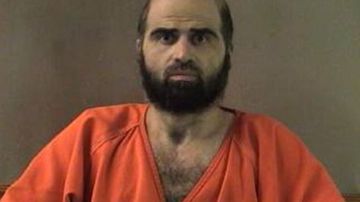 Hasan dijo al juez la semana pasada que se dejó crecer la barba porque su fe musulmana lo requiere y no como una falta de respeto.