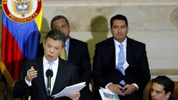 Santos ha descartado la posibilidad de discutir un cese de hostilidades bilateral cuando se inicien las negociaciones de paz con las Fuerzas Armadas Revolucionarias de Colombia (FARC) en Oslo, Noruega.