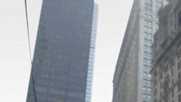 El dirigente de la Caravana por la Paz, el poeta mexicano Javier Sicilia, caminaba ayer por las calles de Nueva York.