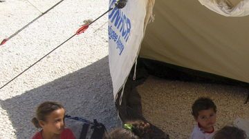 Más de 200 mil refugiados de Siria viven en este campo de Mafraq, en Jordania, visitado por el ministro de Exteriores alemán.