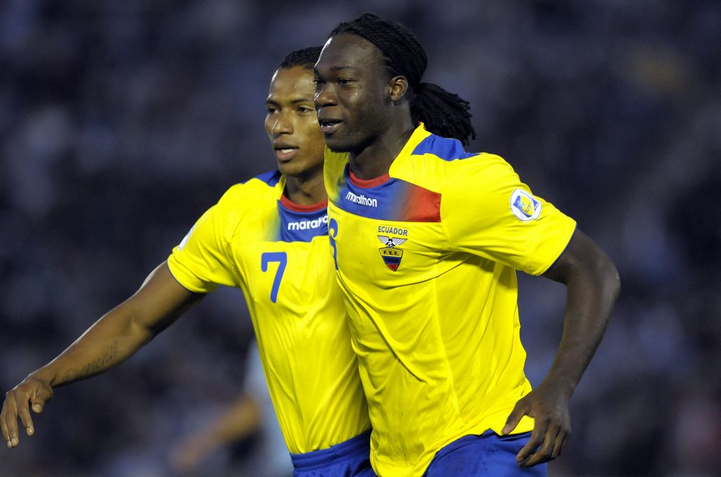 Eliminatorias Brasil 2014 Uruguay 1 1 Ecuador Fotos La Opinion