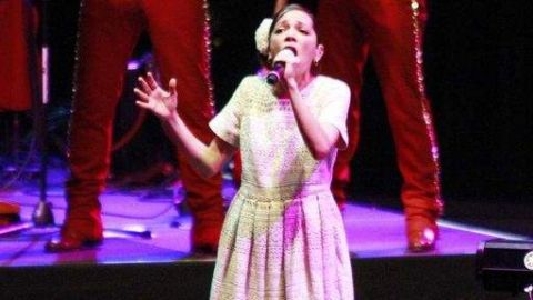 Natalia Lafourcade durante su actuación en el Auditorio Nacional.