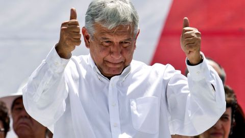 López Obrador tendría que iniciar su partido en enero para inscribirlo en 2014 y poder participar en las próximas elecciones.