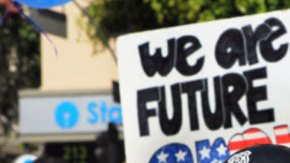 Los "soñadores" quieren que se les reconozca el derecho a recibir una educación superior; el derecho a contribuir en sus comunidades; el derecho a contribuir a la economía del país; y el derecho a soñar.