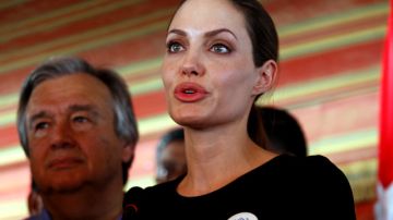 Jolie explicó que tuvo la oportunidad de hablar con niños sirios en el campamento que le contaron "historias horribles" y fueron testigos de asesinatos.