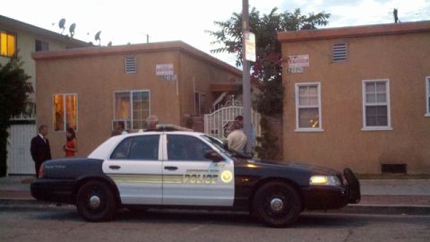 Esta es la casa en Huntington Park de donde fue secuestrada la funcionaria bancaria.