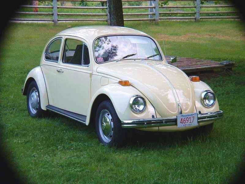 El viaje lo harán en un volkswagen escarabajo modelo 1970
