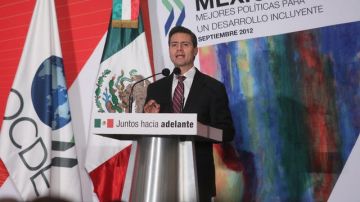 El presidente electo de México, Enrique Peña Nieto, cuando ofrecía un discurso en la OCDE, en Ciudad de México.