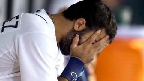Sean Rodríguez de Tampa Bay se ofusca por la derrota frente a los Medias Rojas que les complica la posibilidad de postemporada.