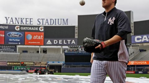 Adversas condiciones meteorológicas en el estadio de los Yanquis y en Washington donde jugarían los Dodgers obligaron al aplazamiento de ambos duelos.