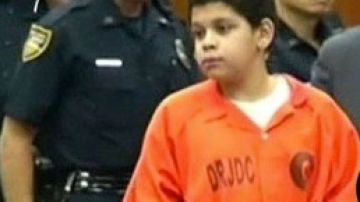 El menor Cristian Fernández, de 13 años, cuando fue presentado en la corte.