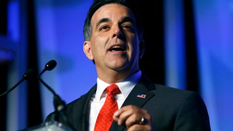 Héctor Barreto, exdirector de la SBA y presidente de The Latino Coalition, organiza un evento para poner frente a frente a representantes del gobierno mexicano con campaña de Trump en la Convención Republicana