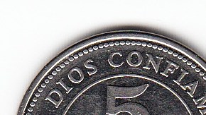 Desde agosto empezó a circular en Nicaragua una nueva moneda de 5 córdobas sin la frase "En Dios Confiamos".