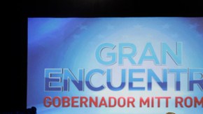 Mitt Romney fue entrevistado por los periodistas Jorge Ramos y María Elena Salinas de la cadena Univision.