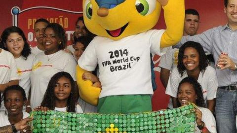 La FIFA rechazó ofrecer nuevas alternativas para el nombre de la mascota del Mundial de 2014.