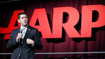 El candidato republicano a la vicepresidencia, Paul Ryan, habló durante la convención de AARP el 21 de septiembre de 2012
