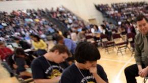 Muchos estudiantes latinos han recibido becas del HSF.