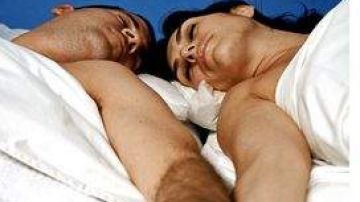 Dormir después del sexo es hasta cierto punto normal, pues el cuerpo se relaja.