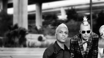 "Push and Shove" de No Doubt combina su característica mezcla de ska y new wave británico con letras que revelan la angustia en sus nuevas vidas.