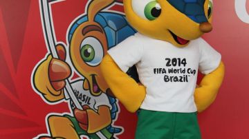 El símbolo del armadillo, como mascota del venidero mundial de futbol en Brasil, ayudará a sensibilizar sobre la  importancia del medioambiente y la ecología. Los brasileños tendrán ahora que escogerle un nombre entre los propuestos por la FIFA:  'Amijubi', 'Fuleco' y Zuzeco.