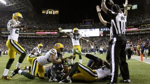 Momento en que la jugada fue cantada como "touchdown".