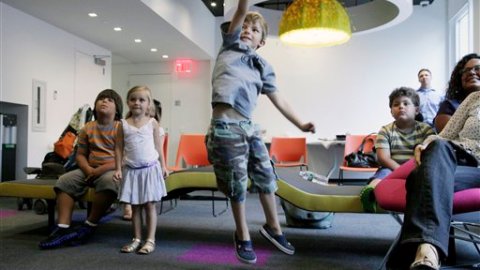 Algunos videojuegos estimulan la actividad en los niños, por lo que pueden ser buenos para su salud.