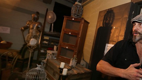 Thom Spence, jefe de producción de The Blumhouse of Horrors, recorrió con 'La Vibra' los pormenores de esta 'casa encantada' en el centro de Los Ángeles, que se inaugura el cuatro de octubre.