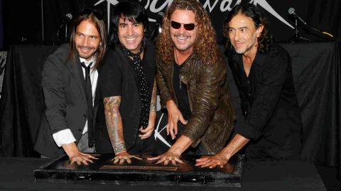 Sergio Vallin, Alex Gonzalez, Fher Olvera y Juan Calleros, de Maná, asisten el evento de inducción al RockWalk el lunes 17 de septiembre de 2012 en Los Ángeles.