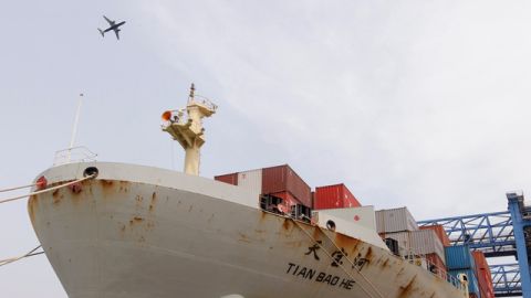 Las cifras parecen corroborar  que la mayor economía del mundo -la estadounidense- sigue batallando para ganar ímpetu.