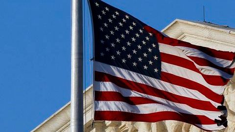 La traducción fue un encargo del Departamento de Estado norteamericano después de la Segunda Guerra Mundial.