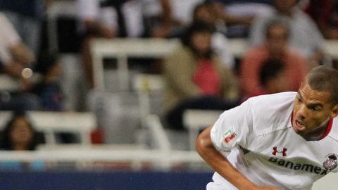 El Toluca recuperó el primer lugar de la tabla al imponerse al Atlas, por lo que su presencia en la liguilla es casi segura.