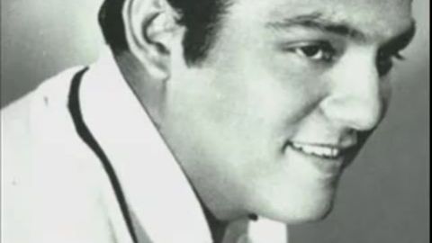 Julio Jaramillo, a quien se lo conoce como Mister Juramento, nació el 1 de octubre de 1935 y murió en 1978.