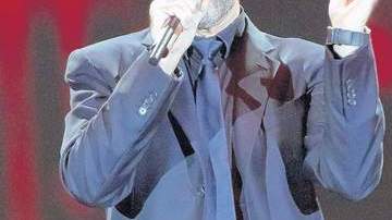 George Michael  casi murió tras  padecer neumonía.