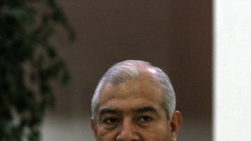 El ministro del Interior de Perú, Wilfredo Pedraza, habla sobre la captura del fundador de Sendero Luminoso, Abimael Guzmán.