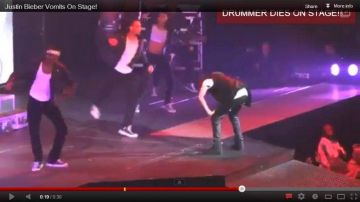 Justin Bieber no pudo esperar a salir del escenario para vomitar. Alegadamente tomar leche le hizo mal.